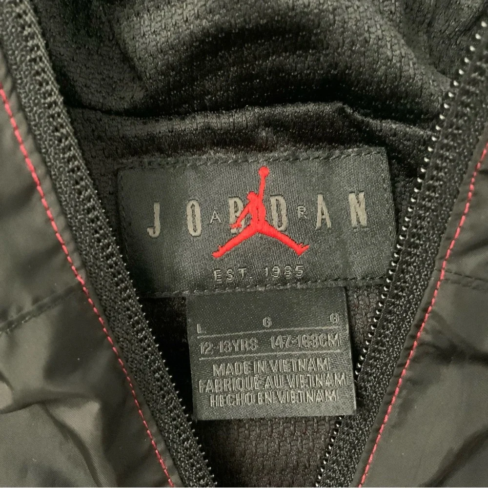 Air Jordan Jumpman Jacket Windbreaker Hood Youth Boys L 12-13 Years Black Red
